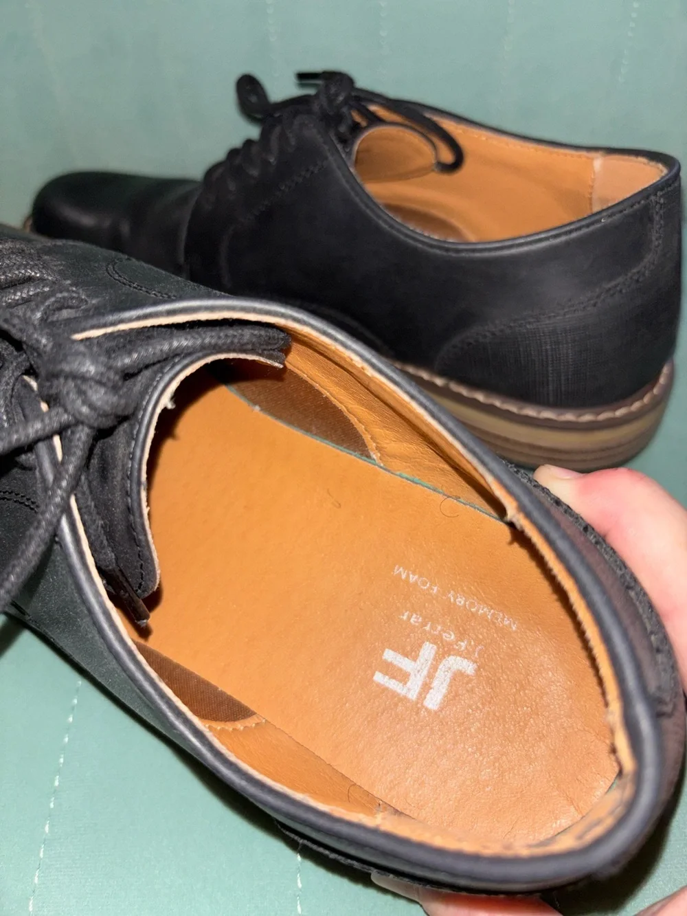 Men’s J Ferrar dress shoes size 9.5 medium..black